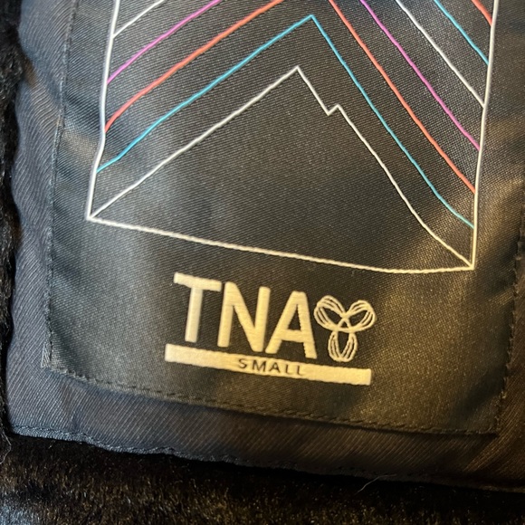 TNA Aritzia bomber jacket - Picture 6 of 6